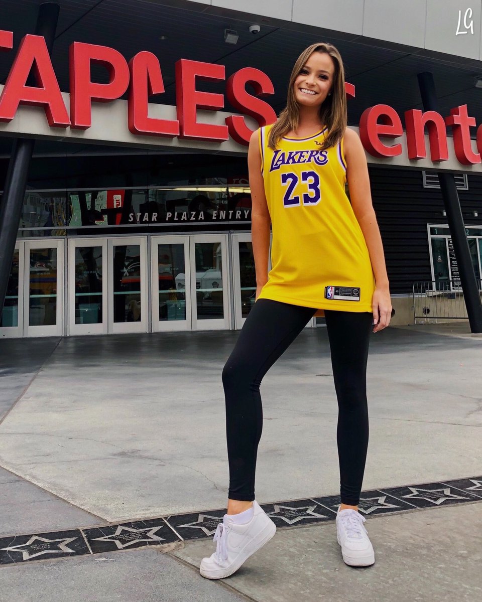 LakerGirls's tweet image. It’s official, we’re excited 🤩