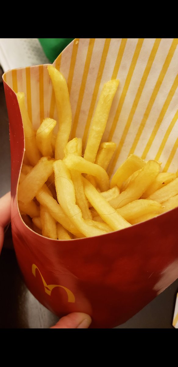 Didn't realize the fries came with a side of hair. 🤮 <a href="/McDonaldsCanada/">McDonald's 🇨🇦</a>