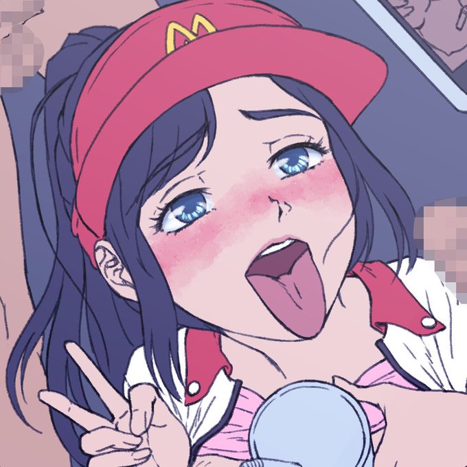 ファストフード店バイトJKの寝取られ後の絵をテストで描いてみるとりあえず線画と塗り分けまでやってイメージを確認こういうパースきつめの構図は苦手なんですが迷いだらけながらなんとかなったかな…普段の姿と乱れた絵を並べるとエロいですよね#制服 #コスチューム #エロ同人 