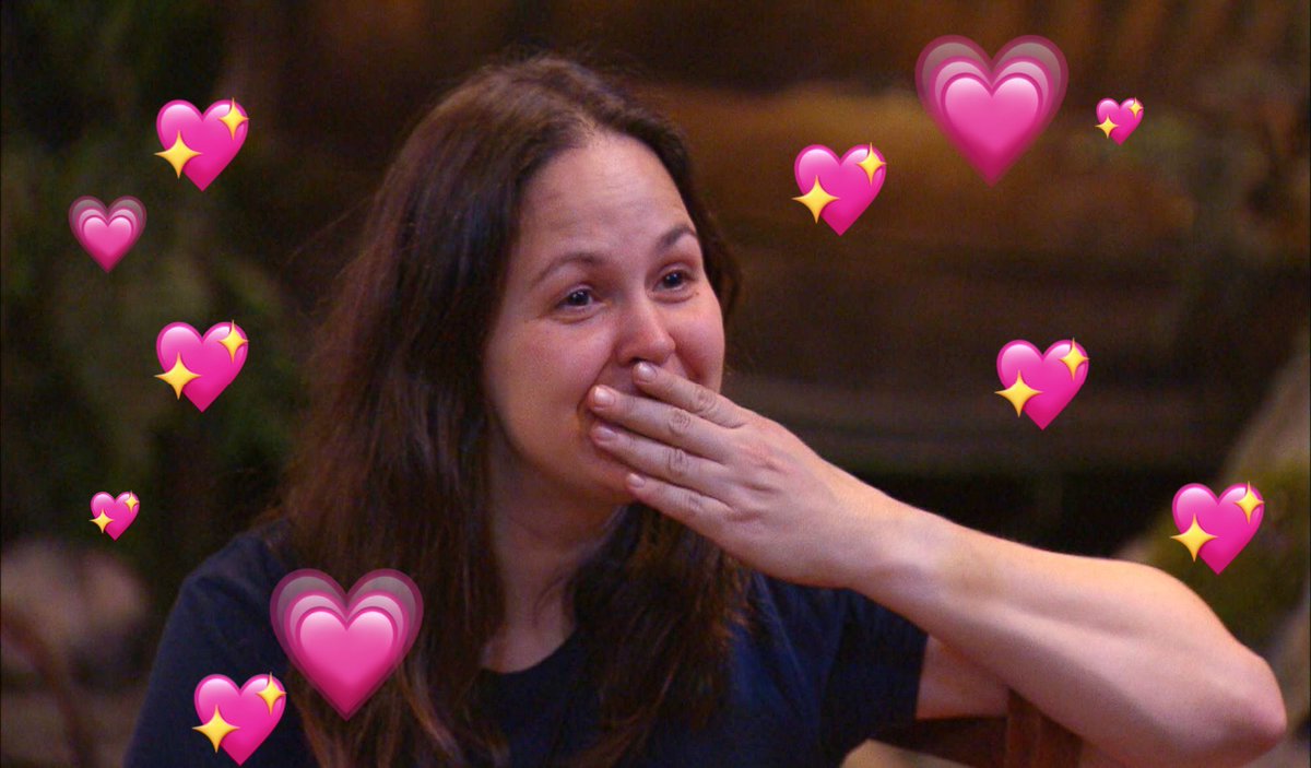 fmarie_awfc13's tweet photo. The nation’s sweetheart, the woman who restored my faith in humanity, the woman who showed us there are kind people in the world, the woman who deserves it the most @MrsGiFletcher  is a FINALIST !!! #ImACeleb https://t.co/P8red2bvxa