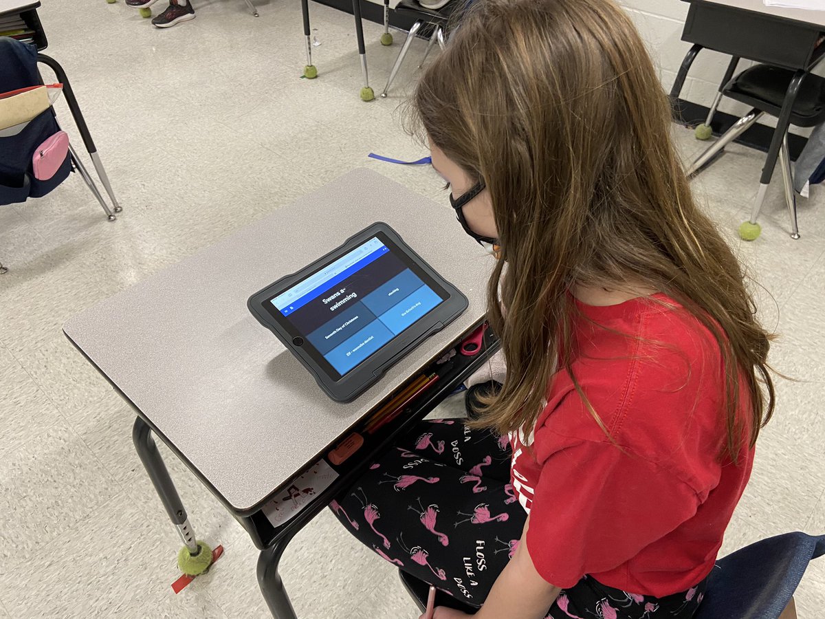 jtalbot516's tweet photo. The new #gimkit mode is so much fun! #taratechmas @TaraOaks_ES #tigerstrong https://t.co/452sucX6UV