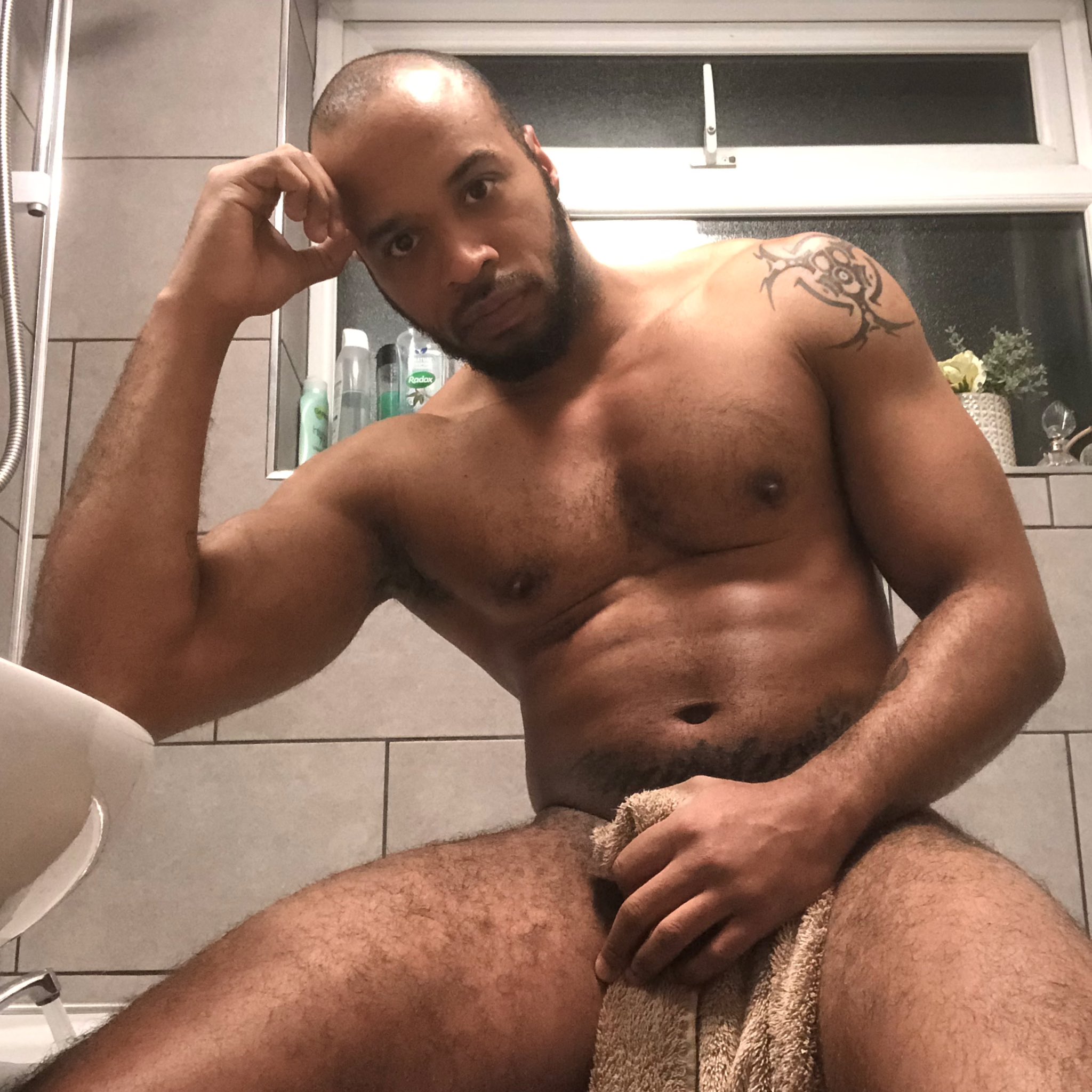 Hoping I can be a super freak again in 2021. I really need to start searching for willing guys to fuck