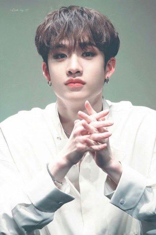 he’s ethereal 🥺

#BangChan #StrayKids #skz