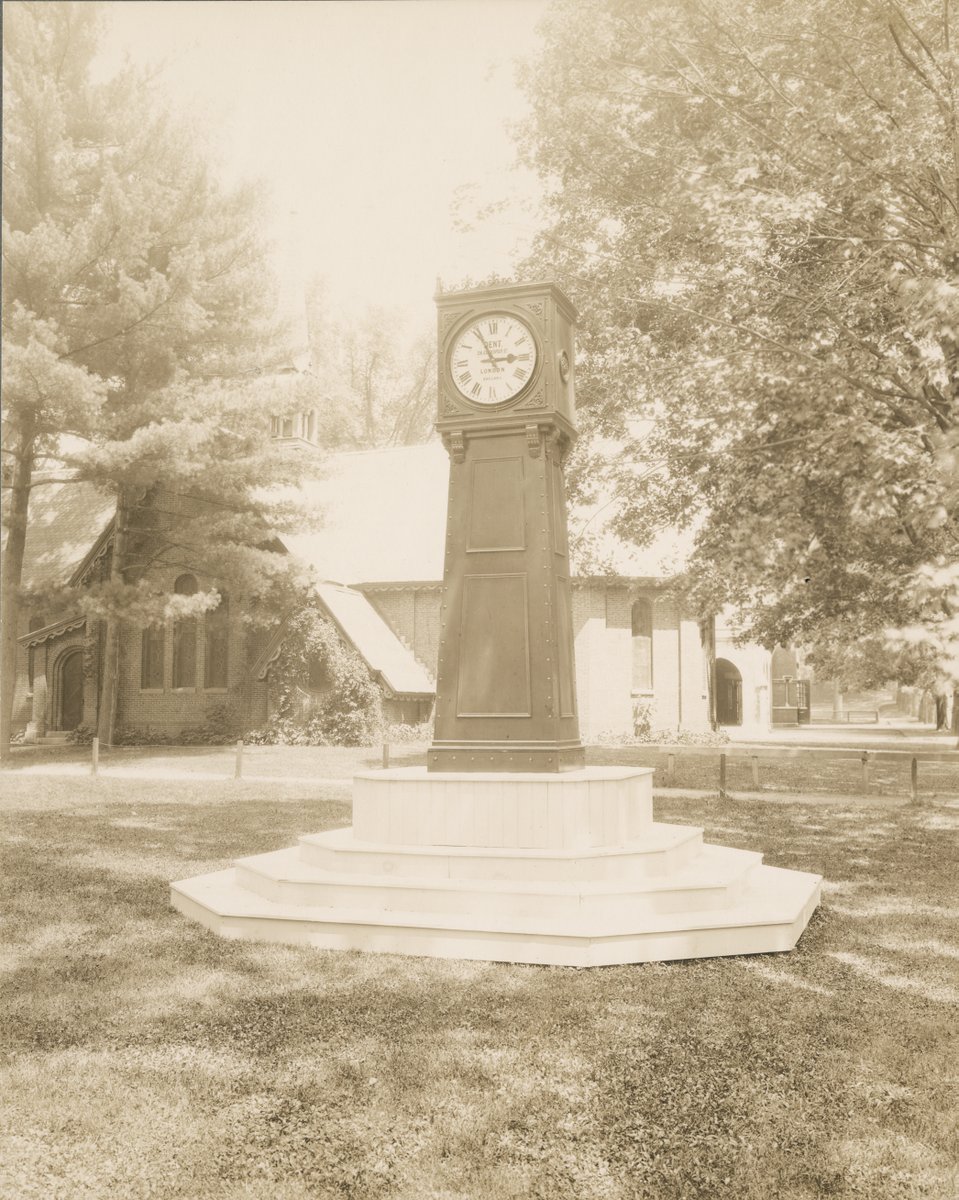 OhrstromLibrary's tweet photo. This clock was donated in 1922 to by Edmund Maurice Burke Roche, Lord Fermoy, member of the SPS Form of 1905. It was given as a memorial to those who had died in WW I. Lord Fermoy was the maternal grandfather of Diana, Princess of Wales. #TBT #ThrowbackThursday #LordFermoy https://t.co/N1Ea1pE7Nf