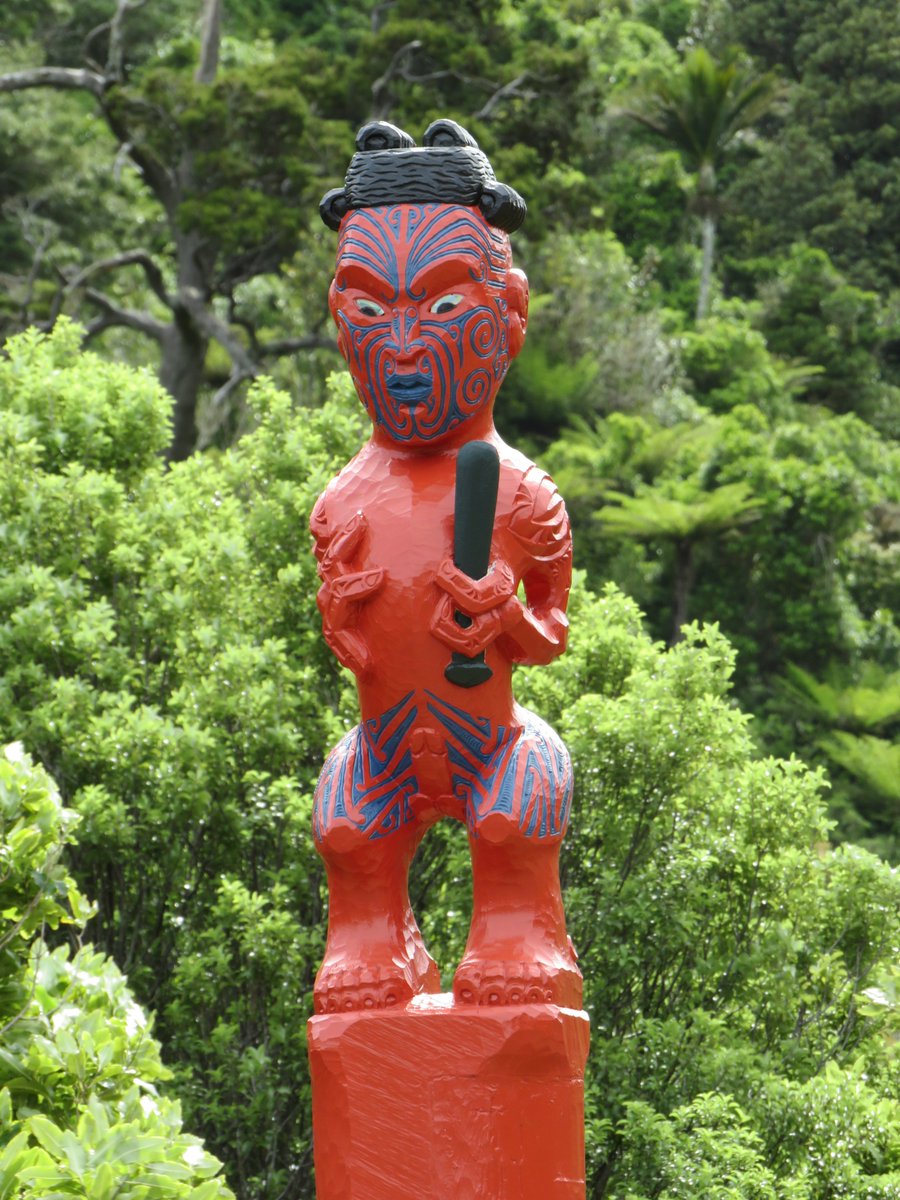 p_kiwi's tweet photo. The #Waharoa at the start of the Orongorongo Track, #RemutakaForestPark was blessed this morning at a brief opening ceremony - top car park, #Catchpool. Palisades to be added and little more painting of Rongorongo (Centre figure) required. #RFPT #RemutakaConservationTrust. ๐ฟ https://t.co/IPzWDKeuUb