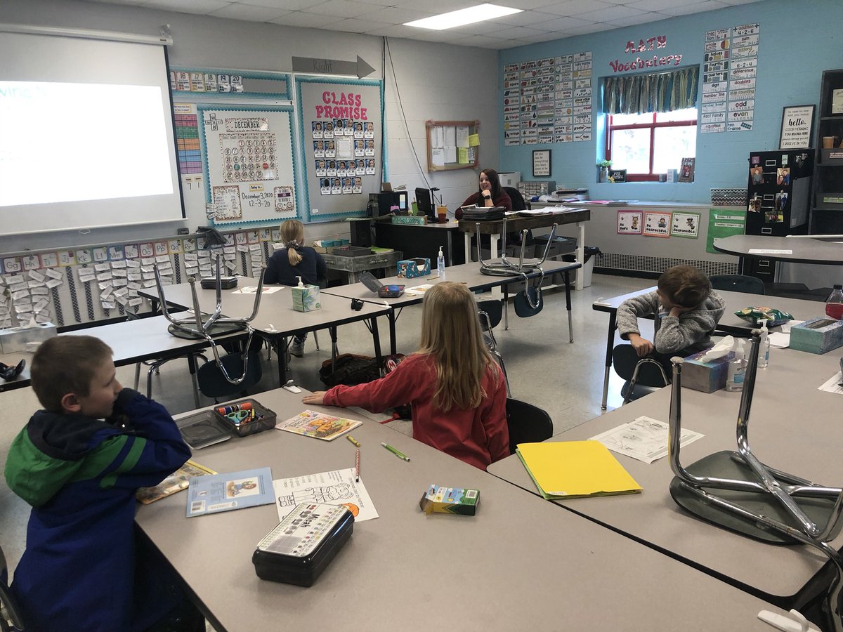 Learning about nouns and verbs with the David Crockett Cougars. Great job of guiding, probing, and praising of student success by the teacher! Excellent instruction!! https://t.co/cazSnT8ndd
