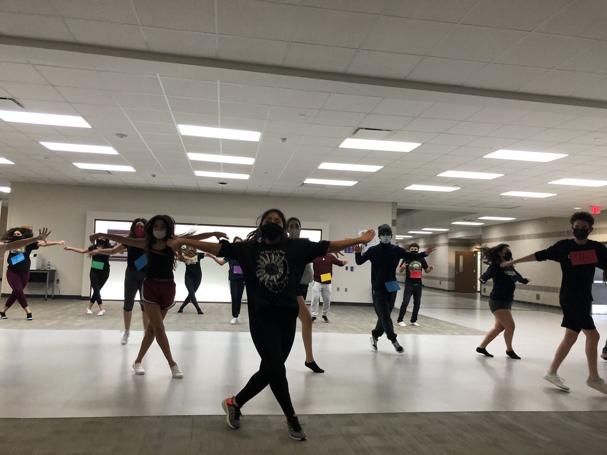 CyParkHOLA's tweet photo. Last day of HOLA Club tryouts! @CypressParkHS https://t.co/GRS0cz5k9R