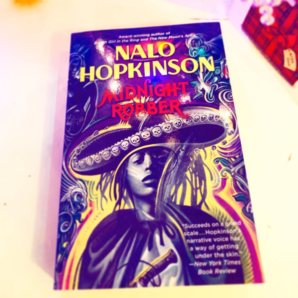 REDRUBY_Movie's tweet photo. Congratulations to author Nalo Hopkinson for being the recipient of the 37th Damon Knight Grand Master award, courtesy of Science Fiction and Fantasy Writers Of America! #SFWA #NebulaConference2021 #writing #scifi #JamaicanBorn https://t.co/1eM8PY15wx