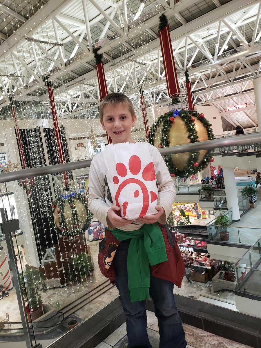 AlphaArchonette's tweet photo. Riley has been going on for months to try @ChickfilA cause all the youtubers eat it. However we don't have one close to home. He rated it 5 million out of 10. 😭❤ https://t.co/KjckuFRn79