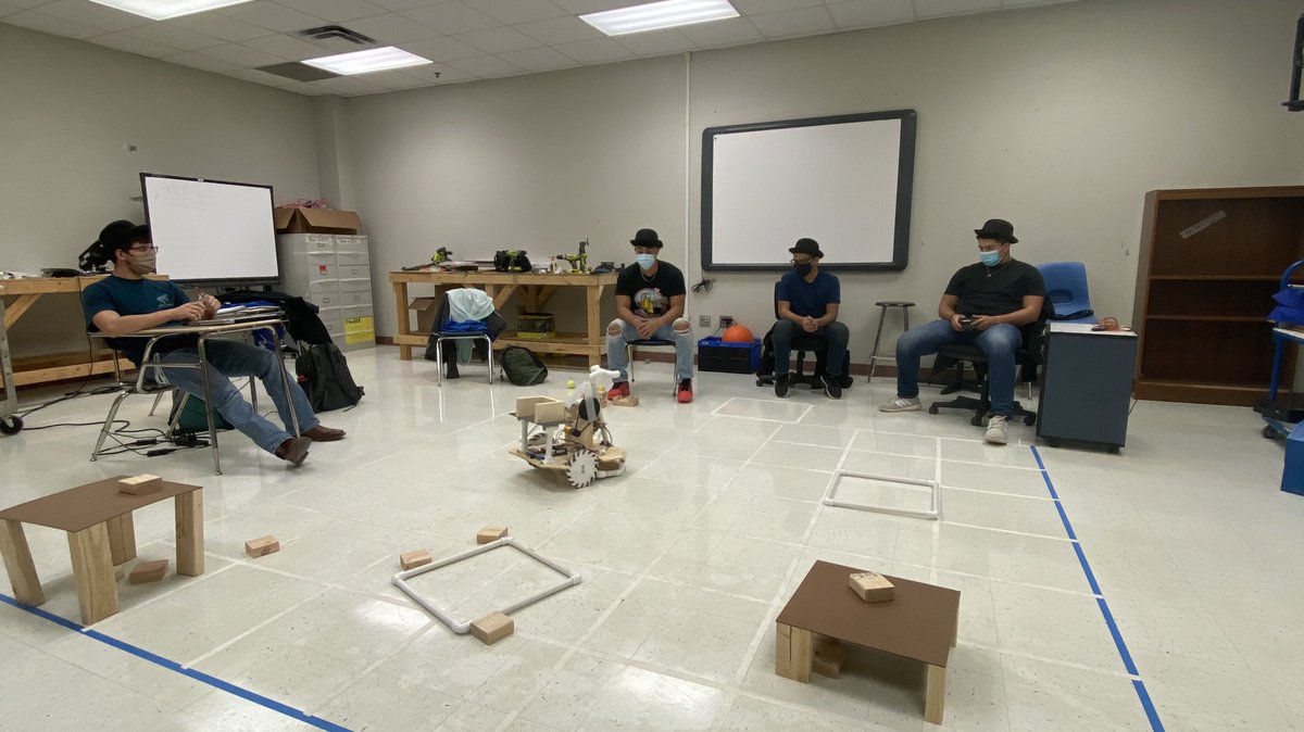supermrsaenz's tweet photo. Somerset HS BEST Robotics Team sporting Bowler Hats and new jackets as they prepare for this weekend’s virtual competition https://t.co/vHLX41ebhR