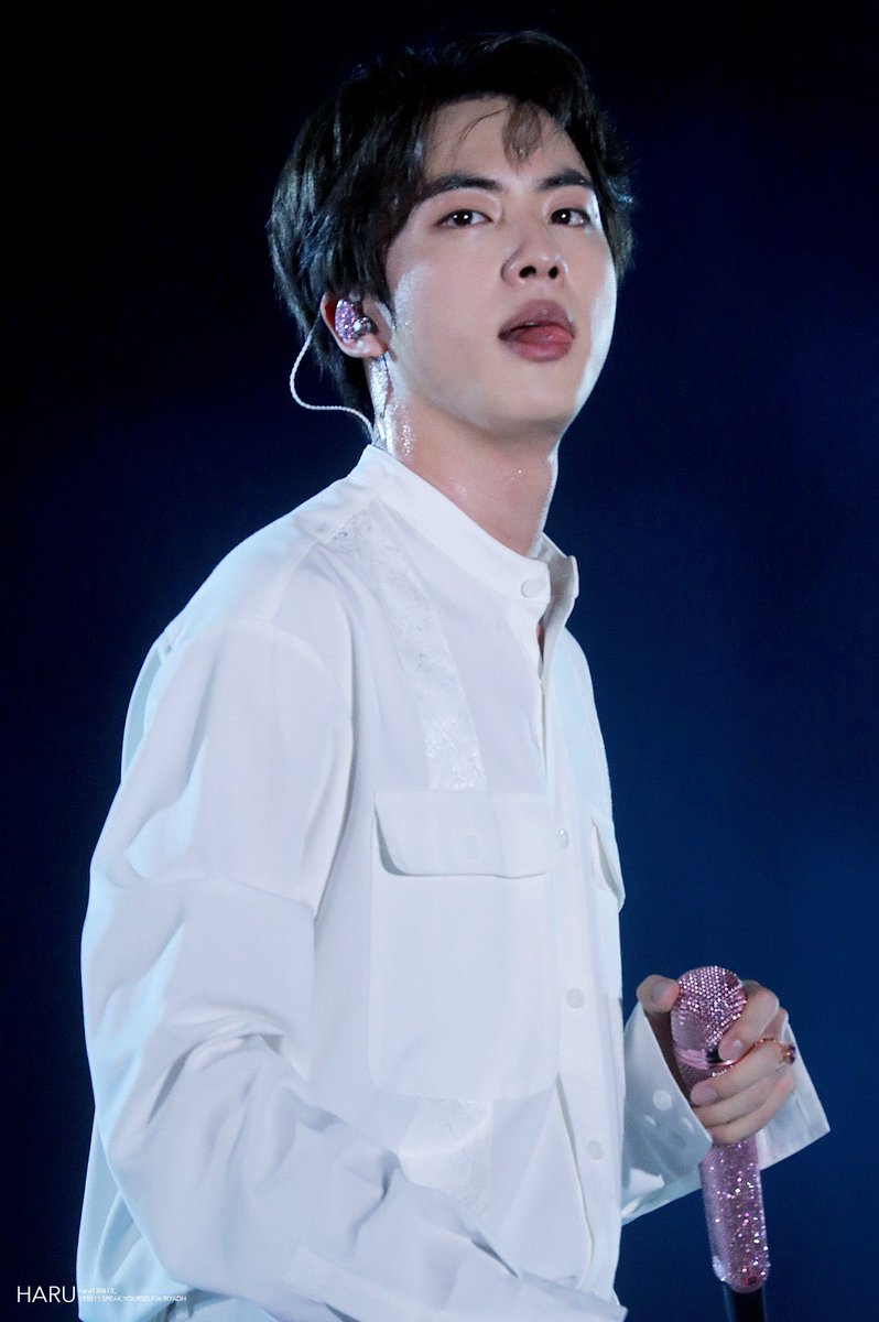 Jin..put that tongue away..