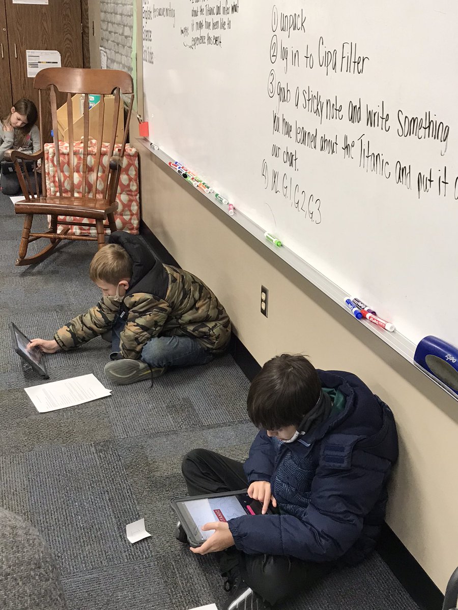 5th grade today using their iPads doing activities related to the Titanic.  #totalengagement <a href="/Mrsdewitt5/">Christi DeWitt</a> #TCEStrong