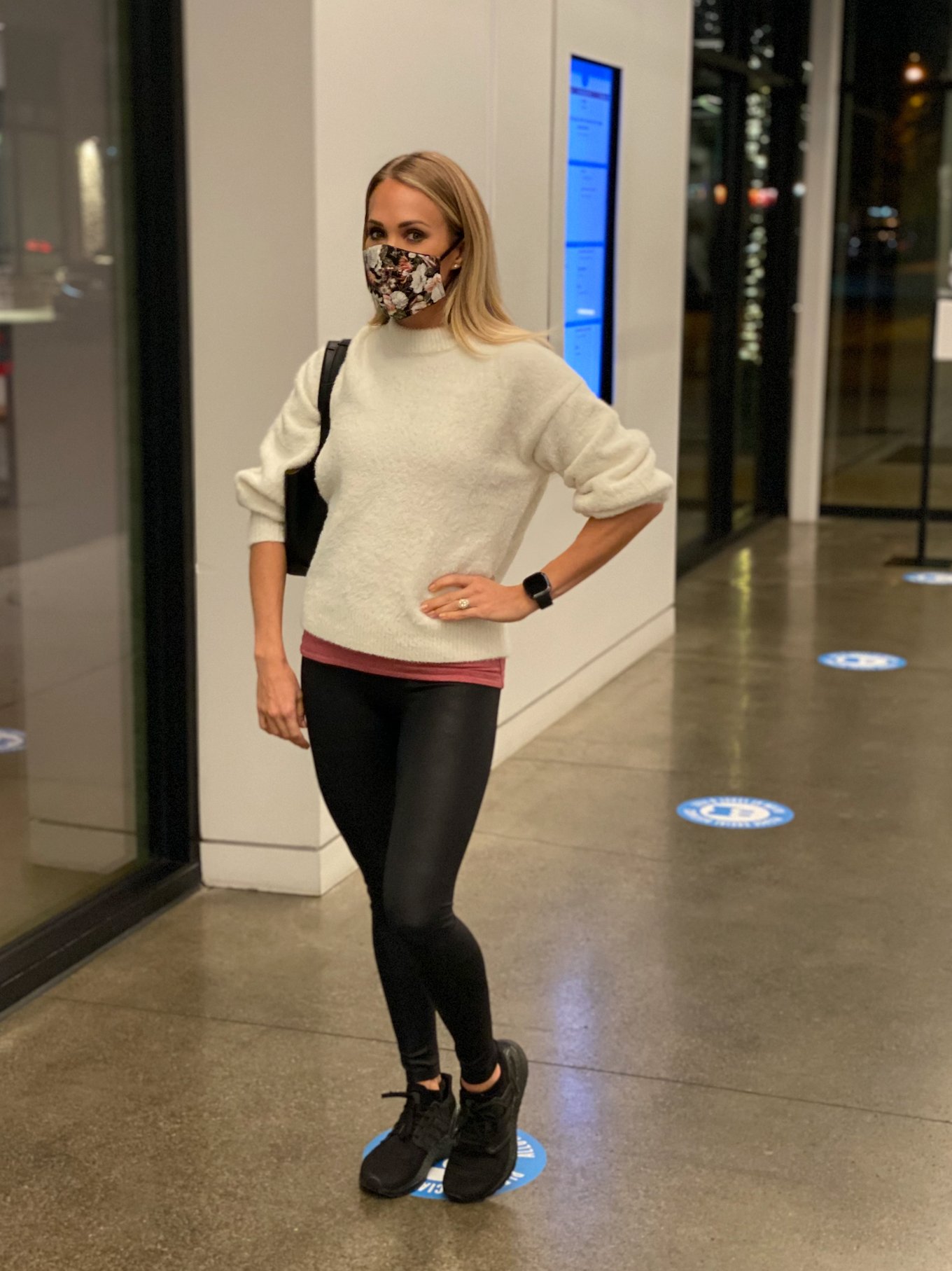 Carrie Underwood on X: Arriving at a safe and socially distanced watch  party of my new Christmas Special! #MyGiftHBOMax #ChooseYou #StayThePath  @CALIAbyCarrie  / X