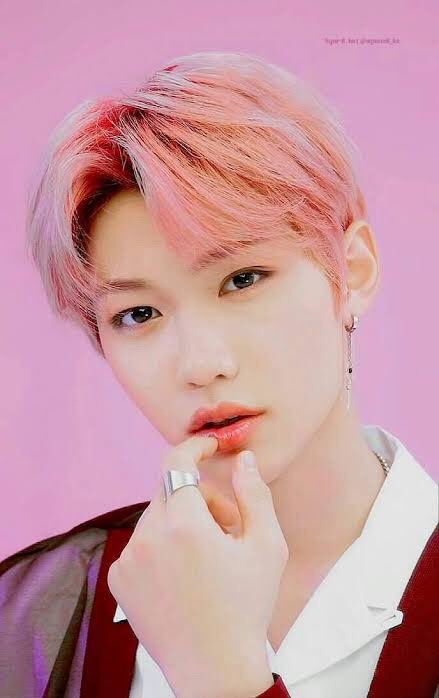 how to make your twitter pink; a thread