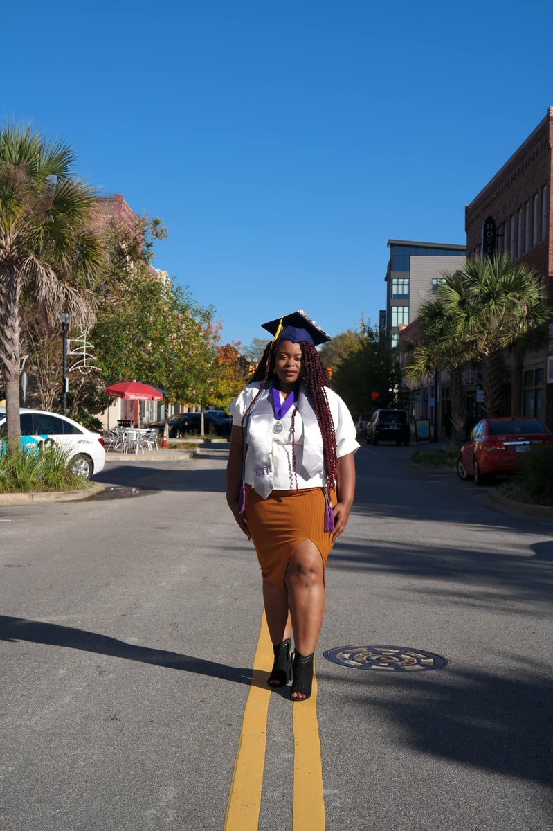 ChannSpeaks's tweet photo. Chantelle D. Johnson, M.Ed 
#MasteredIt #Educator https://t.co/rquW6gx25z