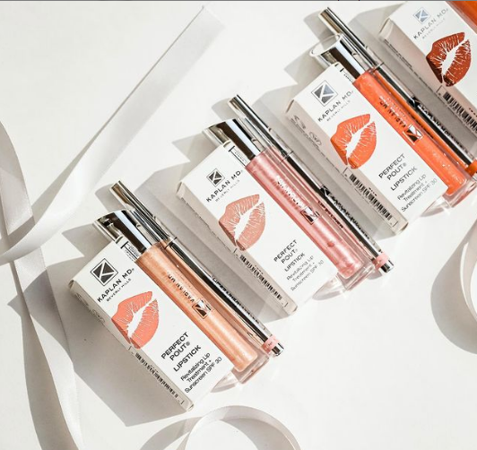 A swipe of gloss makes a world of difference.

Our beloved Perfect Pout Lip Gloss is back as part of the complete Perfect Pout Holiday Kit!
SHOP NOW: rb.gy/p4qkmz
#kaplanmd #holidaykits #perfectpout #wearyourbestskin