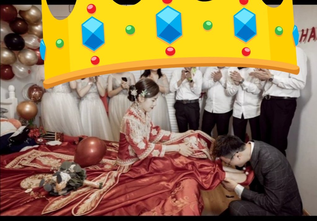 四张全是美女本人实拍，注意第四张上脚，想看正脸嘛，很A多的美女新娘哦