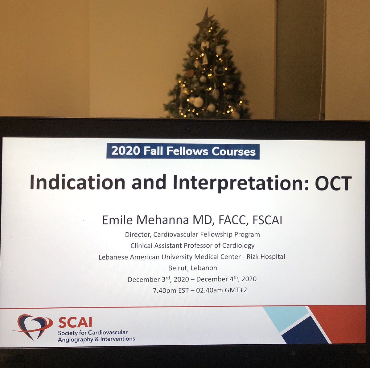 EmileMehanna's tweet photo. Technically my 2020 @SCAI #FallFellows talk will be happening simultaneously on 2 different days. @shishem @DrAllenJ @drmortkern @arnoldseto @herbaronowMD #AcrossTheOcean #ChristmasTree #ModernPCI #NoGuessPCI https://t.co/vqsEDztUlr