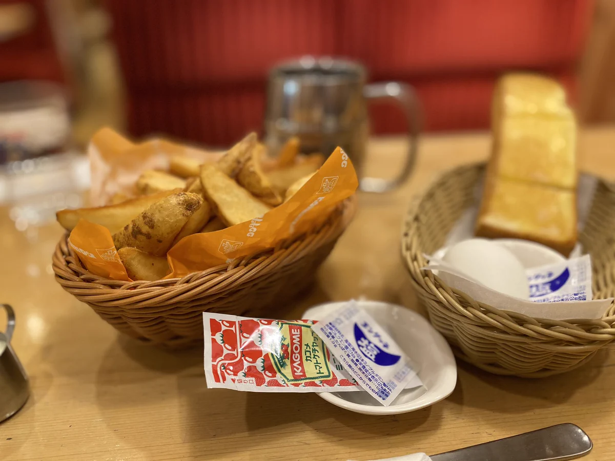 コメダの新商品のポテトバスケットが予想外の大盛りだった‼
