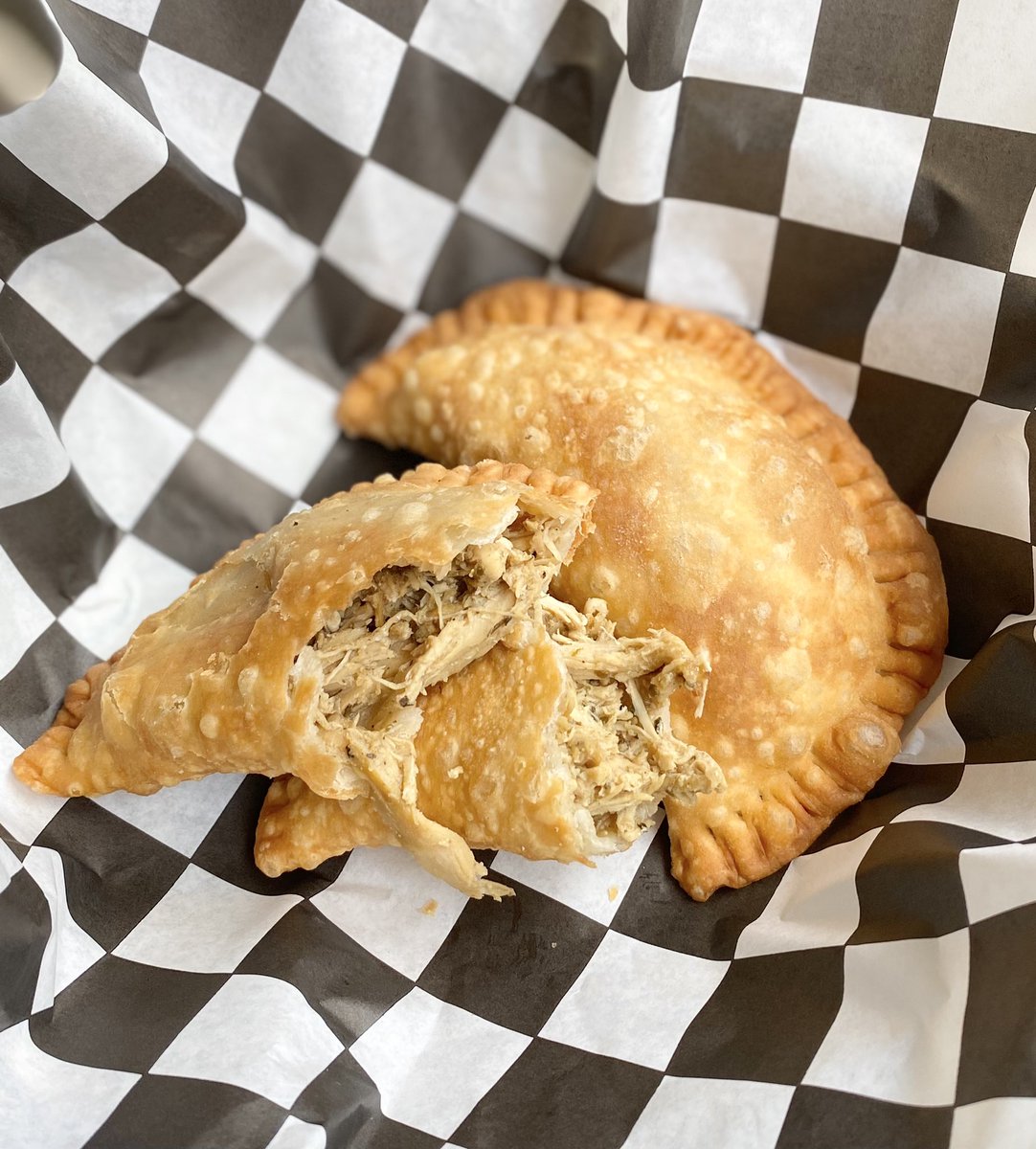 WickedNadas's tweet photo. Mojo Chicken Nada 
#atlanta #food #chicken #atlfoodie #crispy #crunch https://t.co/XxRuvbvPim