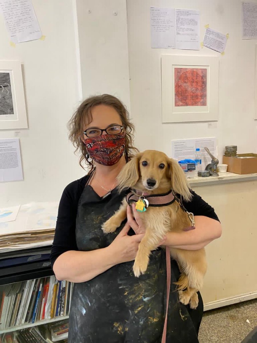 HoopersIsland's tweet image. Excited to see @Pennypackmo custom print of the Heron linocut art in our 4th Heritage Tin. Check out her preview video showing printmaking process from her Rom studio. #art #oysters #printmaking youtu.be/XQhzI3xz7cg