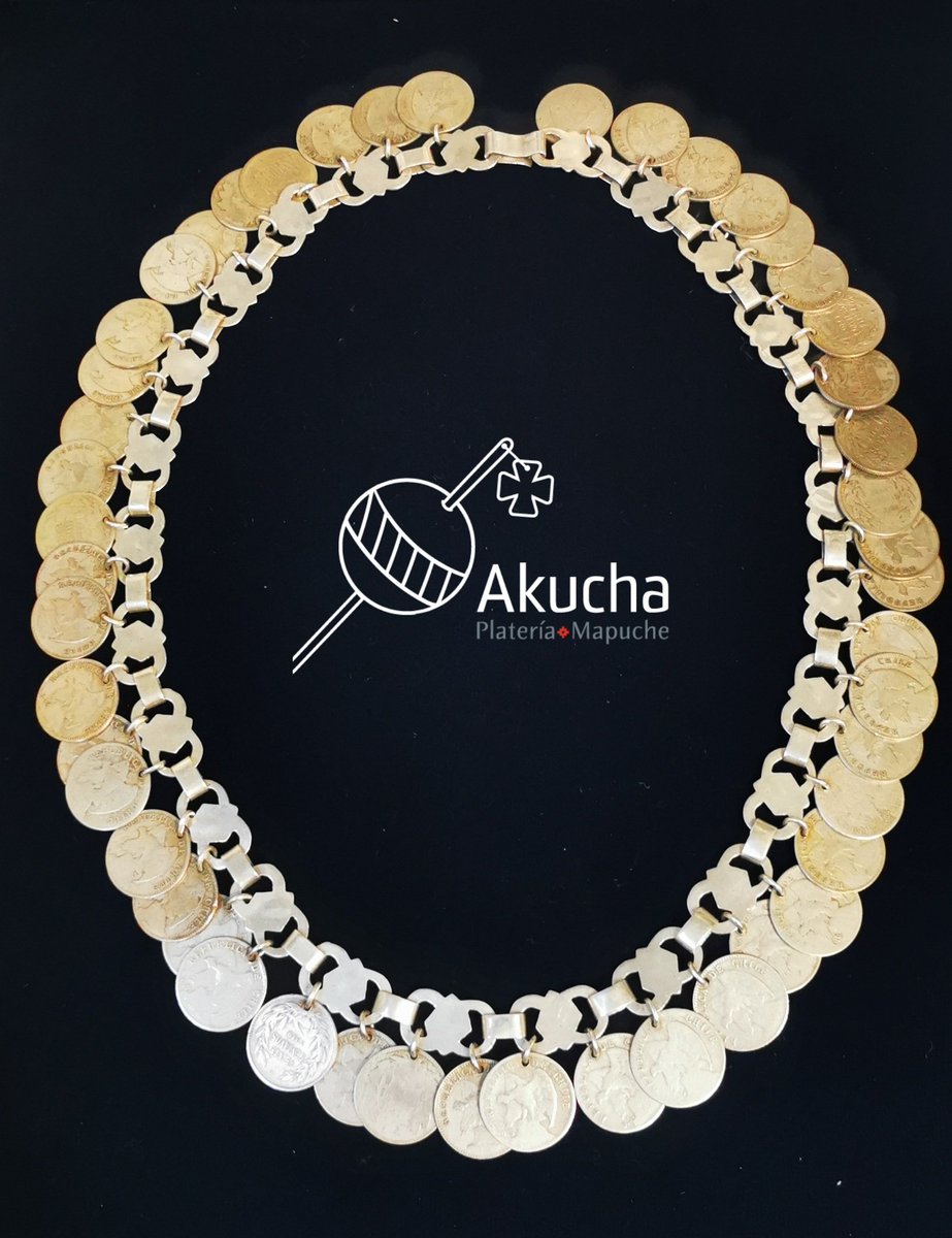 AkuchaPlateria's tweet photo. Trari/atar lonko/cabeza #Trarilonko #Mapuche #fachiantü #hoy #PlateriaMapuche #TallerAkucha #FamiliaRütrafe #Diseño #Hechoamano #CelestePainepan #Zomo #Rütrafe #ZomoNewen 💚 https://t.co/h51VKgOwjG