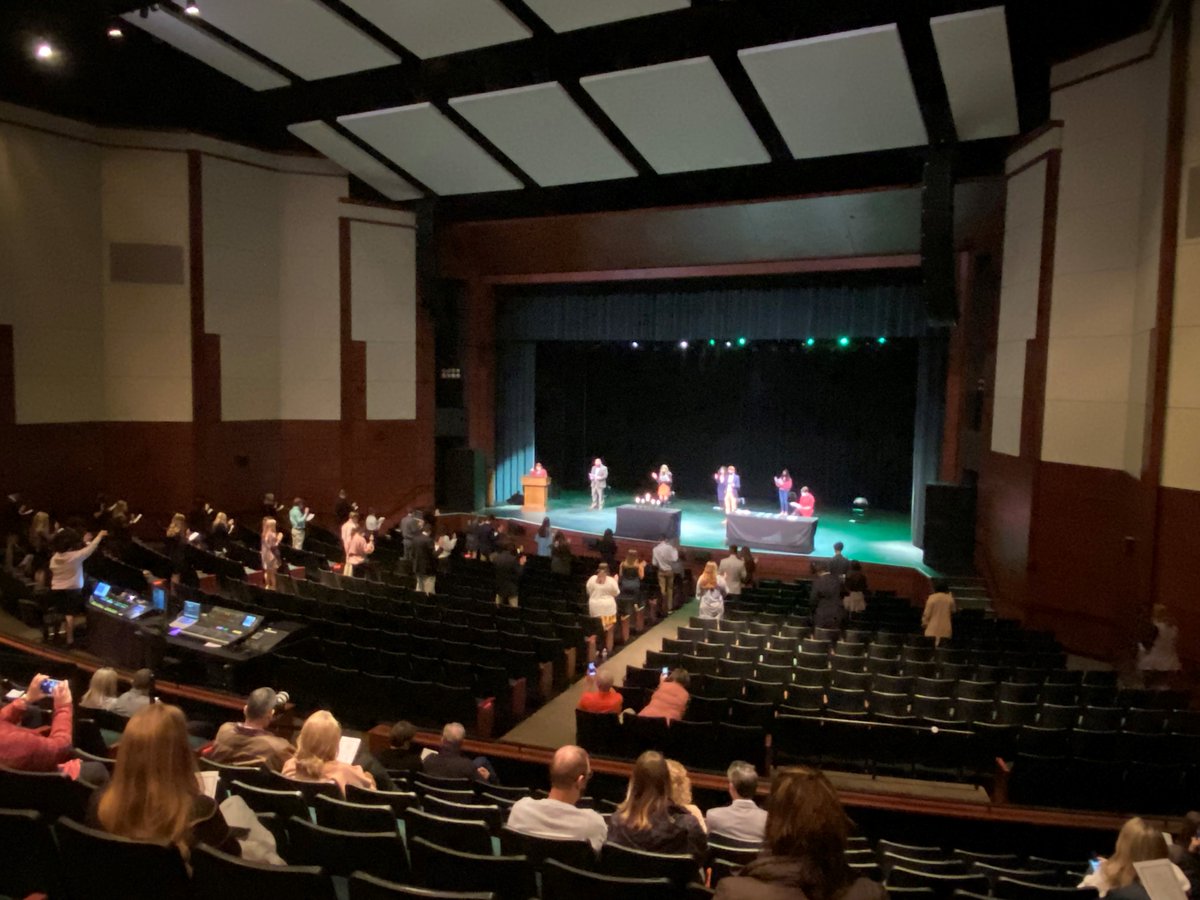 Congratulations to the NEWEST inductees into the GHS National Honor Society. Grateful for the ways you demonstrate scholarship, character, leadership and service. #BetterTogether #FutureReady #DevilsLead