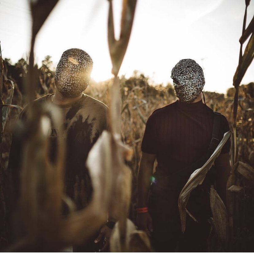 mdnght_ppl's tweet image. “You glow different when the vibes are aligned”

#ItsMdnghtSomewhere