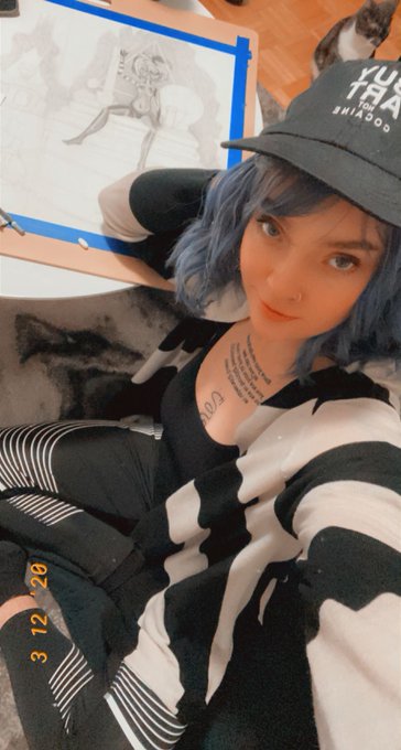 Streaming on MFC 2nite! Working on an art project for a lil bit n then hopefully some dancing and playing<a href="/tag/art"class="tags"><span>#art</span></a><a href="/tag/dance"class="tags"><span>#dance</span></a><a href="/tag/fetish"class="tags"><span>#fetish</span></a><a href="/tag/stripper"class="tags"><span>#stripper</span></a><a href="/tag/camgirl"class="tags"><span>#camgirl</span></a><a href="/tag/mfc"class="tags"><span>#mfc</span></a><a href="/tag/tantra"class="tags"><span>#tantra</span></a>