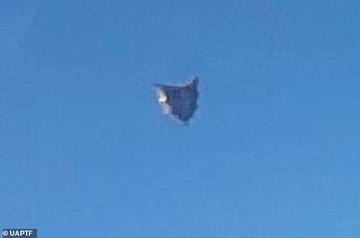 Leaked Image of UFO: Part of Classified Pentagon Report Suggesting Some UFOs Are of ‘Alien’ or ‘Non-Human’ Origin EoWsdHPXcAIxXZZ?format=jpg&name=360x360