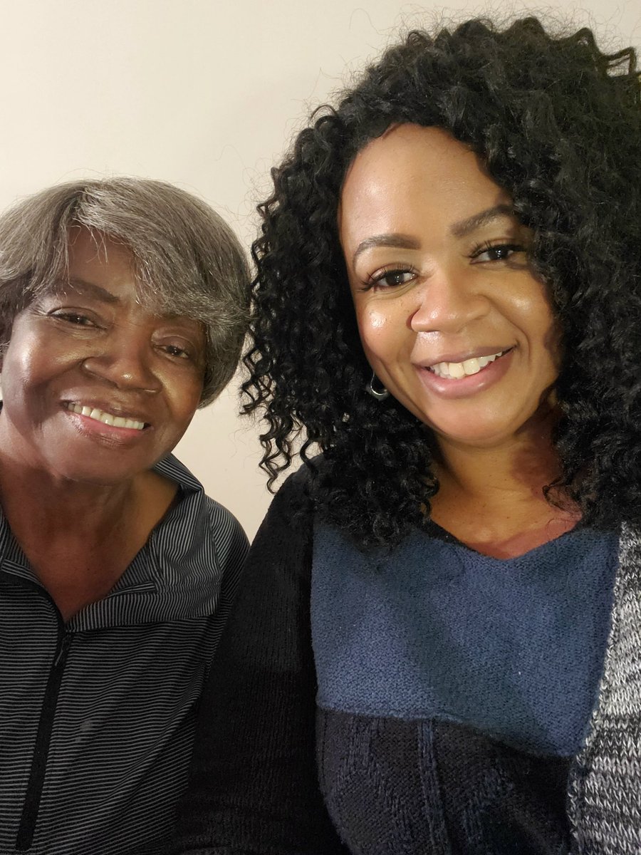 mzmiszi's tweet photo. I'm excited to inducted into the National Society of Collegiate Scholars @NSCS. My mom is here with me! #NSCSINDUCTION #STRAYERUNIVERSITY. https://t.co/zx66x96GFy
