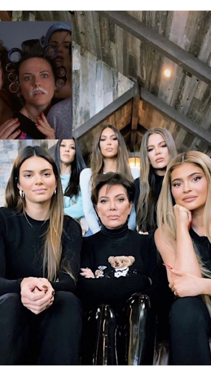 th0t0ula's tweet photo. They caught me at the wrong time 🥴 #greekgirlproblems https://t.co/RrCsHddLbD