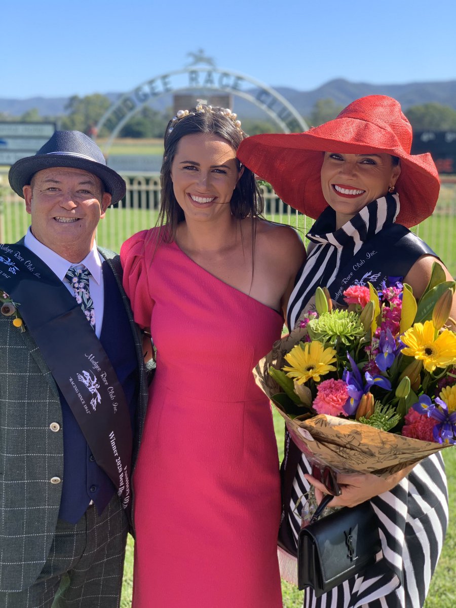 2020 Robert Oatley Mudgee Cup day Fashions on the Field winners Shayne Carroll &amp; Sarah McEwan with Judge Danika Mason from Channel Nine 🕺🏻💃🏼🐎