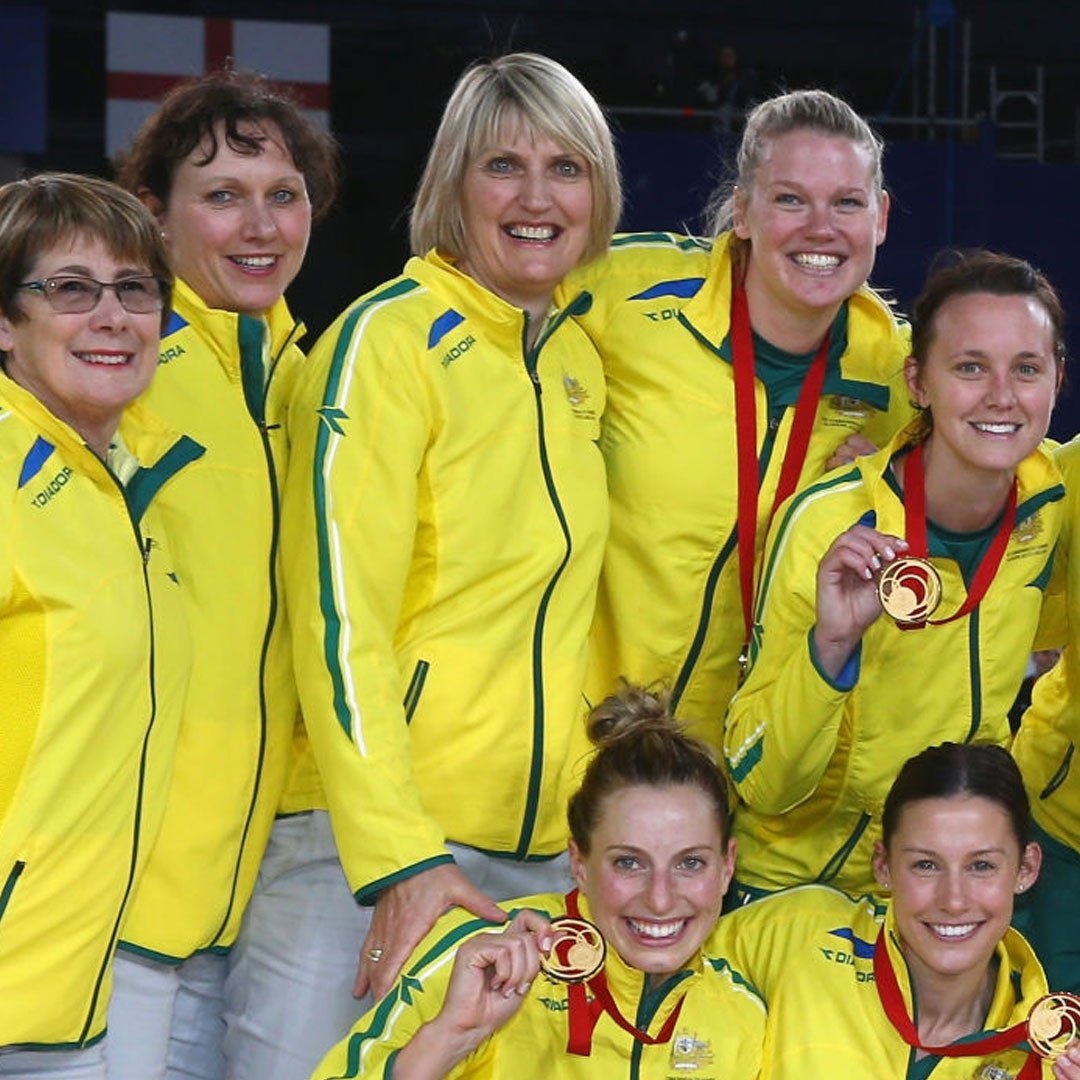 CommGamesAUS's tweet photo. Congratulations to @NetballAust legend @MdenDekker on being inducted into the @sportaushof 2020 class.

den Dekker led the @AussieDiamonds at the Auckland 1990 Commonwealth Games to victory in an exhibition match against New Zealand.

#sahof2020 https://t.co/LicoYBLJp3