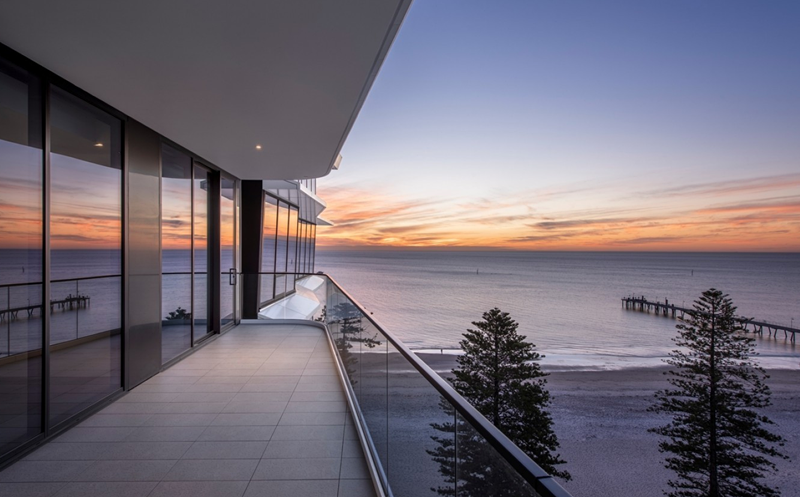 SimonHe7's tweet image. Project in Australia
Project Name: Eight Apartments
Flat and Curved Tempered Glass, Silk Screen Printing Glass
Shandong Yaohua Glass providing
any help needed, freely let us know,
simonhe@yaohuaglass.net
#glass #buildingglass #balustrade #balcony #apartments