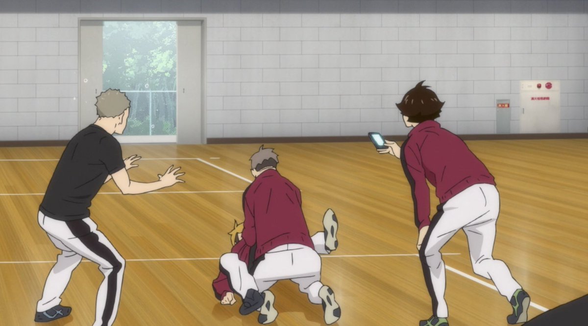no one asked but here's a thread of haikyuu second years being chaotic [alternatively: haikyuu second years sharing the same braincell]