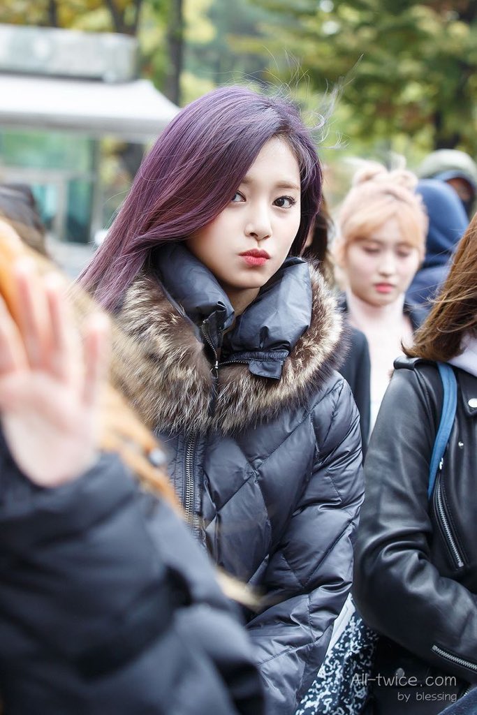 how to make ur twitter purple; a thread