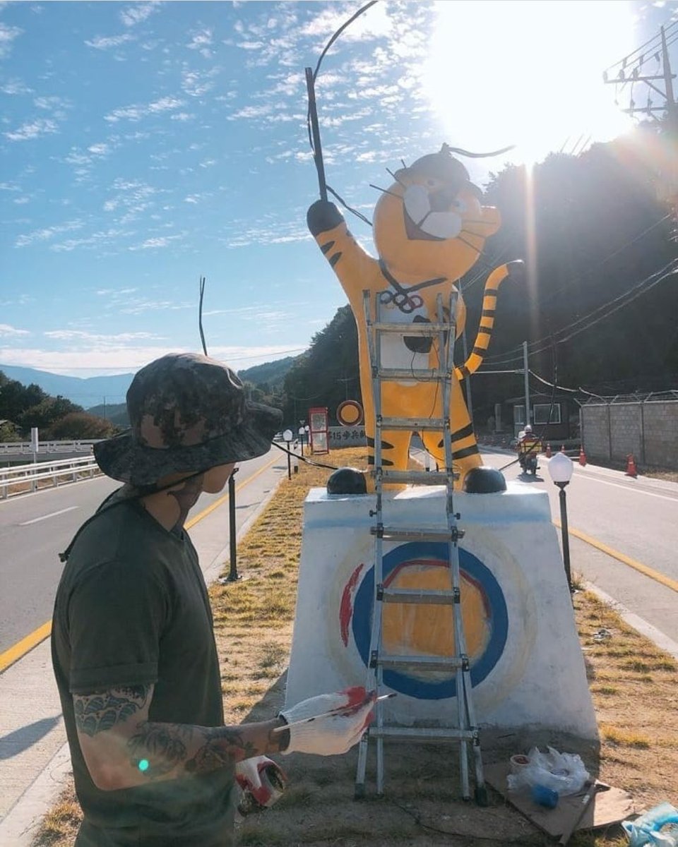 hashtagblockb's tweet photo. 진짜로 .....시간 많이 지났잖아  ...
너무 보고싶고 .... 괜히 이렇게 보니까 울컥하고 .... https://t.co/VAC1MCXJPC