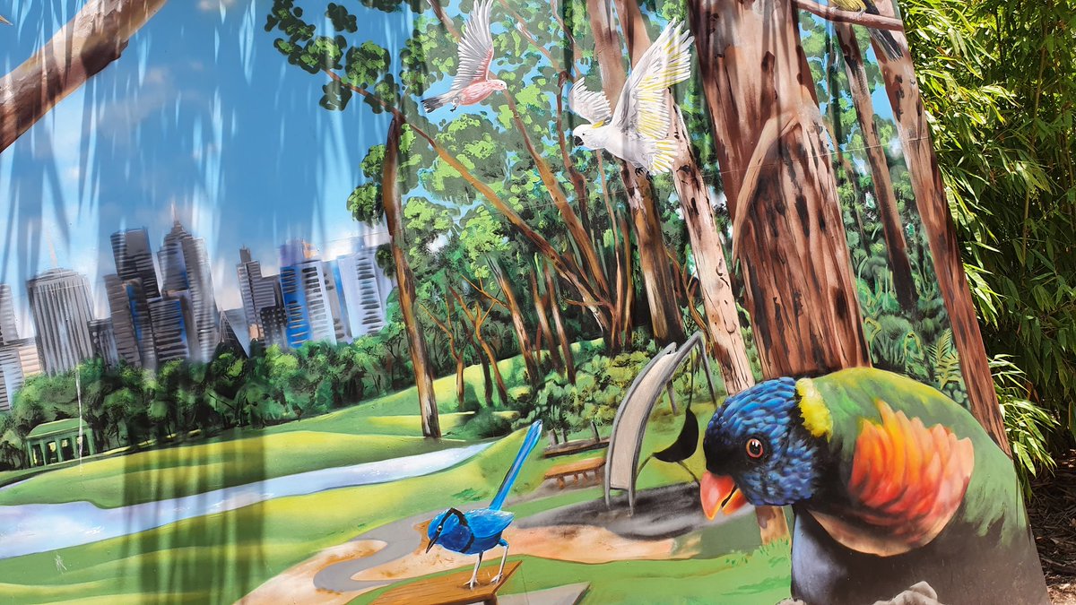 digitalzones's tweet photo. Impressive art with a worthy message at Melbourne Zoo... 🐱🐦 https://t.co/OHwQh4FSp8