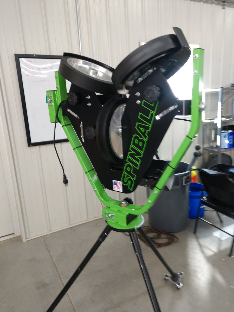Thinking about doing a raffle for a free demo 3 wheel for Christmas...  comes with a full warranty.  A simple 20 retweets and I'll post it officially tomorrow.  This is what it's all about... We get traffic, someone's program benefits!!  As coaches we know budgets, trust me!