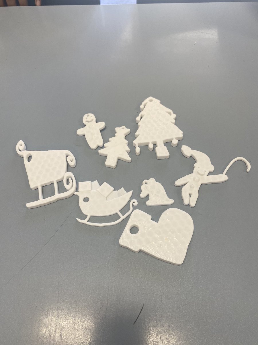 Today 5G designed and printed their own decorations for the class Christmas tree #ThisisBlairmount