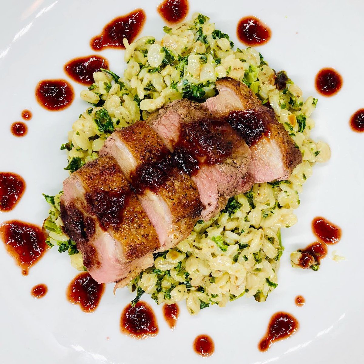 WyzeWordz's tweet photo. I love it when a #dish comes together 😁. Riff on @GordonRamsay Duck w/Gooseberry Sauce

Pan Seared #Duck Breast•Creamy Parmesan Barley w/Roasted Kale, Garlic and Shallot•Red #Wine Fig Balsamic #Sauce.
#gordonramsay #arizona #chef #chefwyze #arizonachef #FoodTravelChat #food https://t.co/x4vOMcBBob