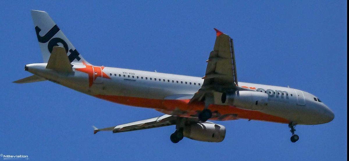 N8aviation's tweet photo. 📸1 Dec 20
🔲 #fullflapsfriday and a welcome visitor back to Perth skies is Jetstar after a long break due to Covid. VH-VGD on finals for runway 21 after the cross country trip from Gold Coast as JQ982.
#airbus #jetstar #a320 #aviation #thisisaviation #avgeek #a320lovers #vhvgd https://t.co/xsi4CkEWDy