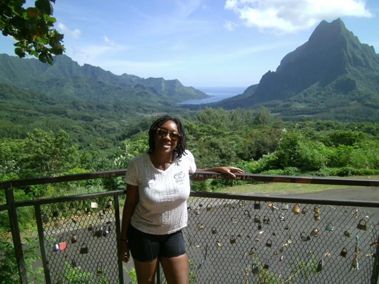 Don’t let the past scare or intimidate you, as Evie Stockley said, “Those who cannot forget the past are destined to remix it” Camille Gaynus. Postdoctoral Scholar. @seaGaynus. #ForUsFriday #BlackinMarineScienceWeek