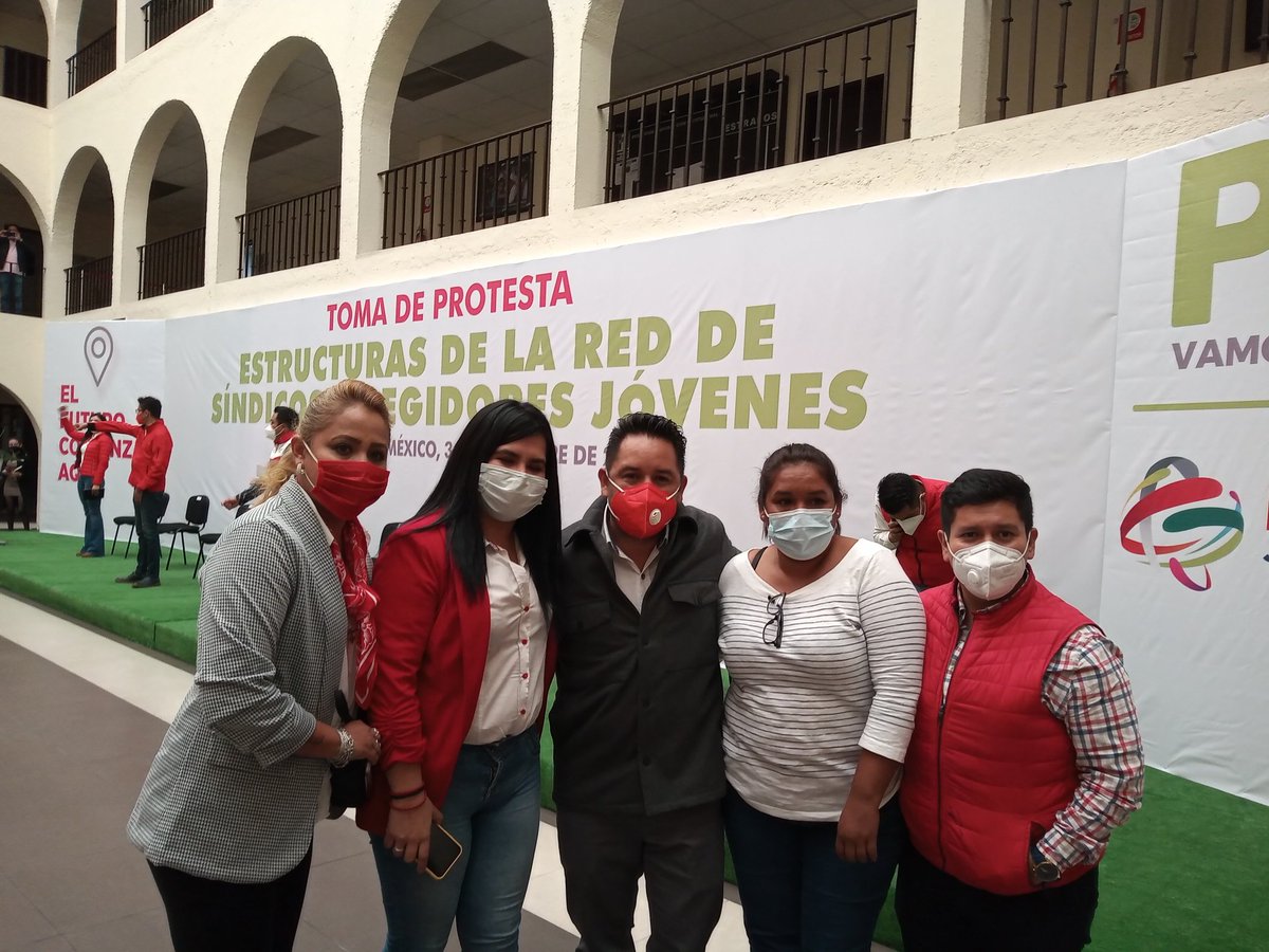 ComitePRI_VDB's tweet photo. Toma de protesta Red de síndicos y regidores jóvenes. https://t.co/pmm9HsbwCR