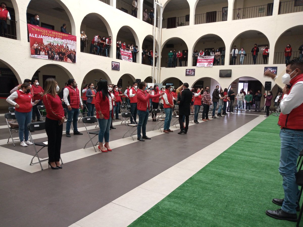 ComitePRI_VDB's tweet photo. Toma de protesta Red de síndicos y regidores jóvenes. https://t.co/pmm9HsbwCR