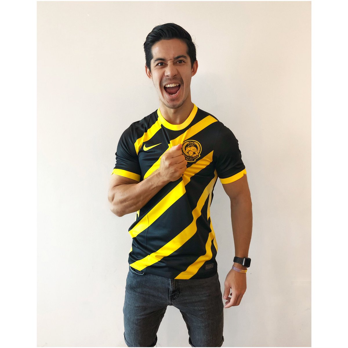 Next Chapter is here!!!

New Away Kit........

Same objective

Same passion

Same pride

Same belief

#HarimauMalaya #TeamNike

#ithasBGAN