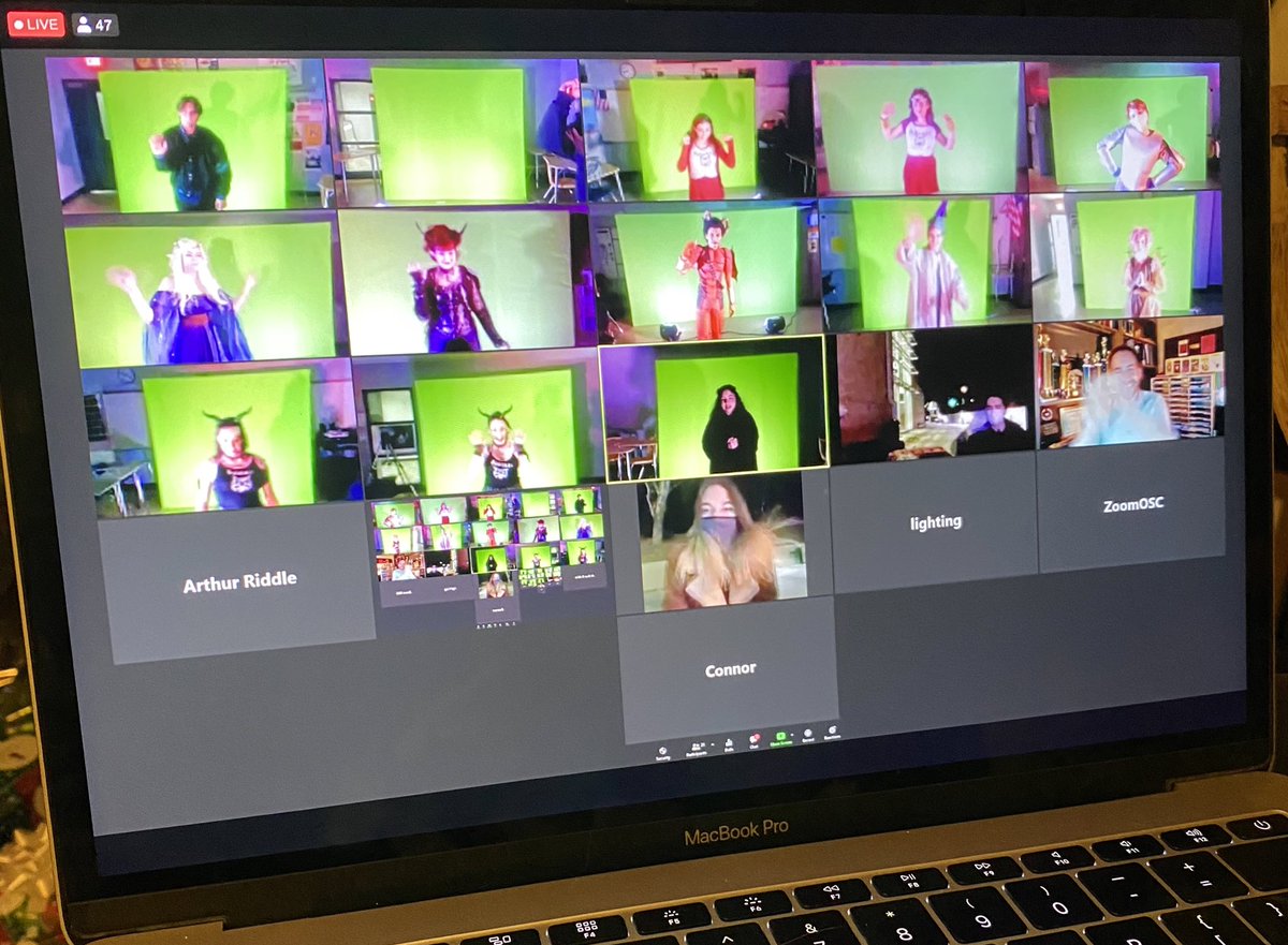 Truly amazing! <a href="/chstheater/">Bill Garrett</a> 💛🖤