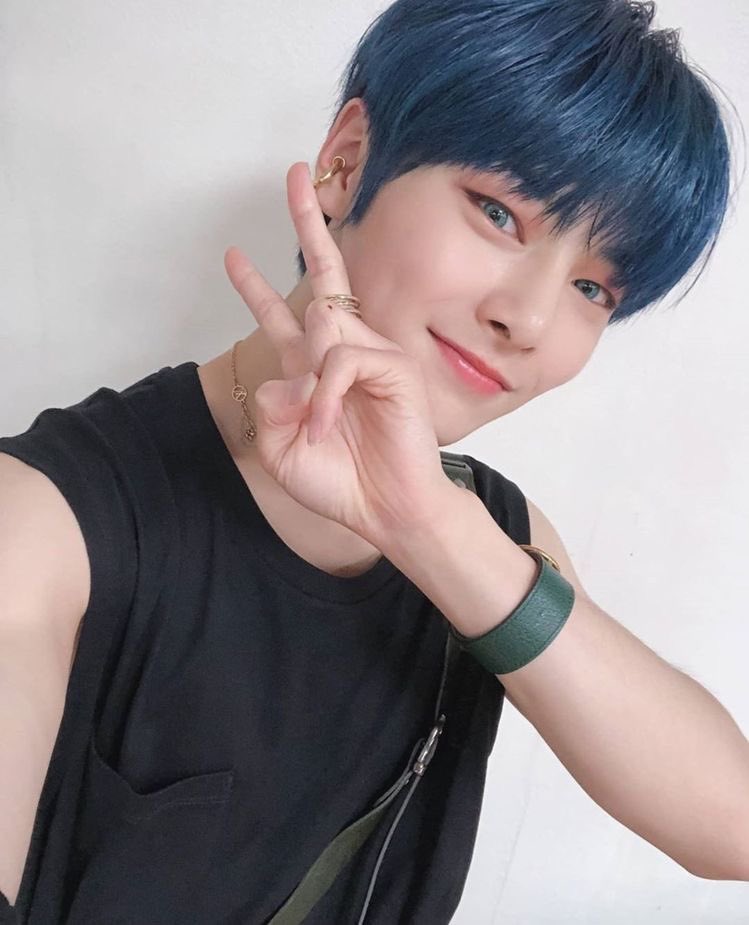 how to make your twitter blue; a thread 