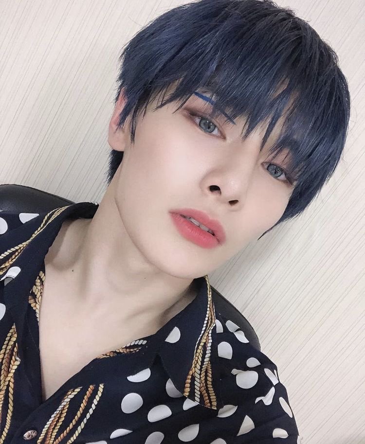 how to make your twitter blue; a thread 